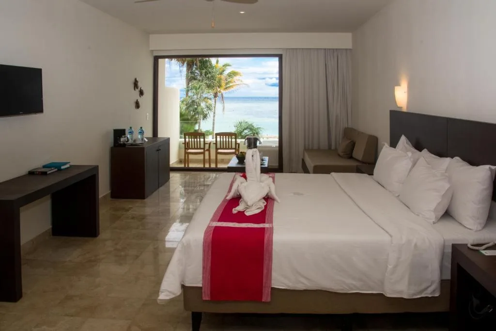 Akumal Bay Beach & Spa Resort: another view