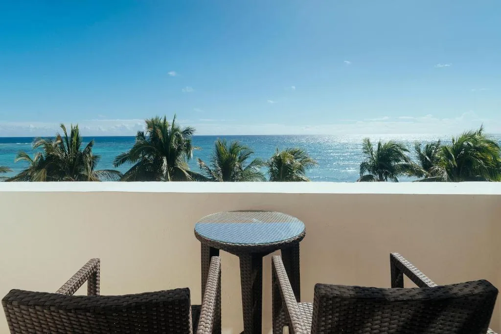 Akumal Bay Beach & Spa Resort: another view