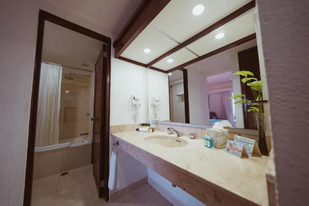 All Ritmo Cancún Resort & Water Park: another view