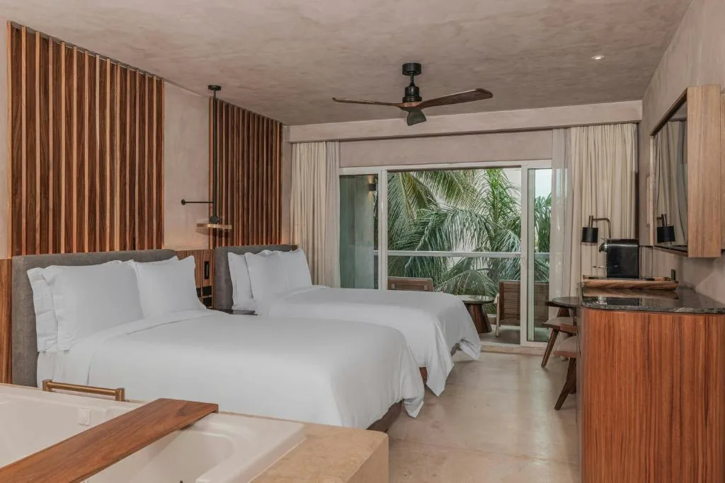 Almare, a Luxury Collection Resort, Isla Mujeres: another view