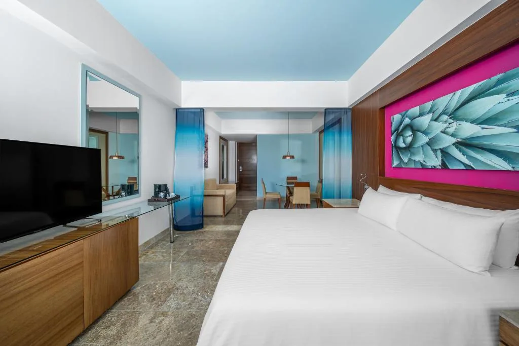 Altitude by Krystal Grand Los Cabos: another view