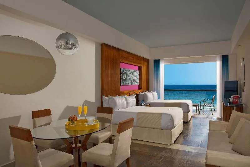 Altitude by Krystal Grand Los Cabos: another view