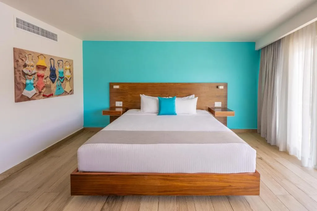 Hotel Amares Acapulco: another view