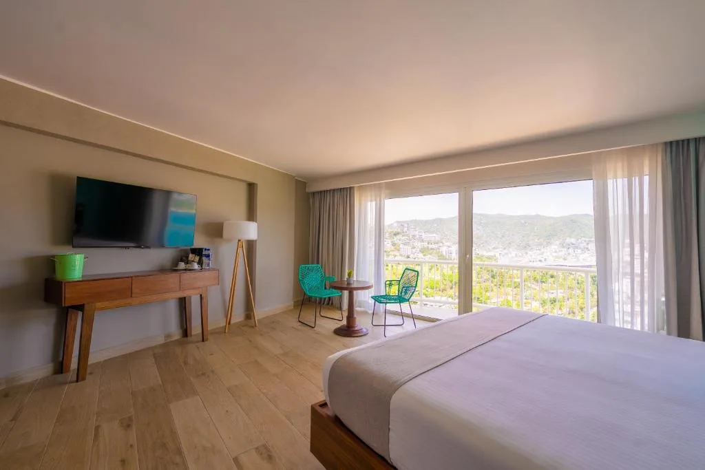 Hotel Amares Acapulco: another view