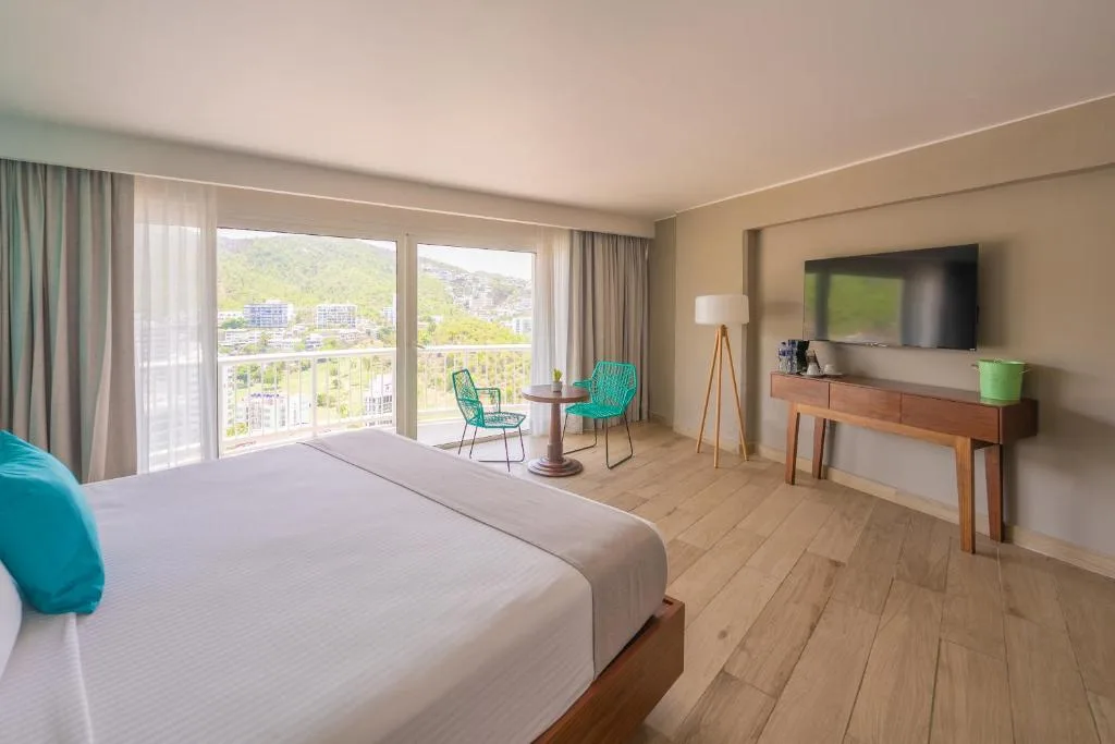 Hotel Amares Acapulco: another view