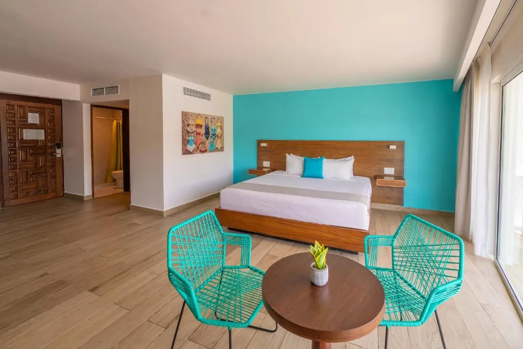 Hotel Amares Acapulco: another view