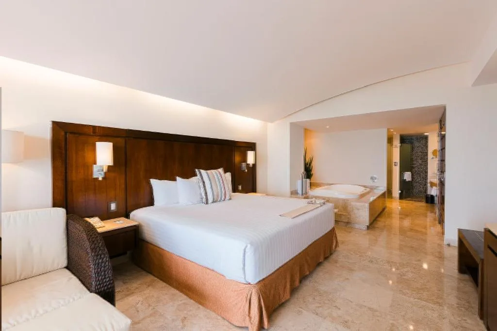 Azul Ixtapa Grand: another view