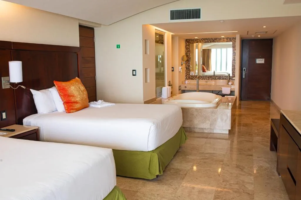 Azul Ixtapa Grand: another view