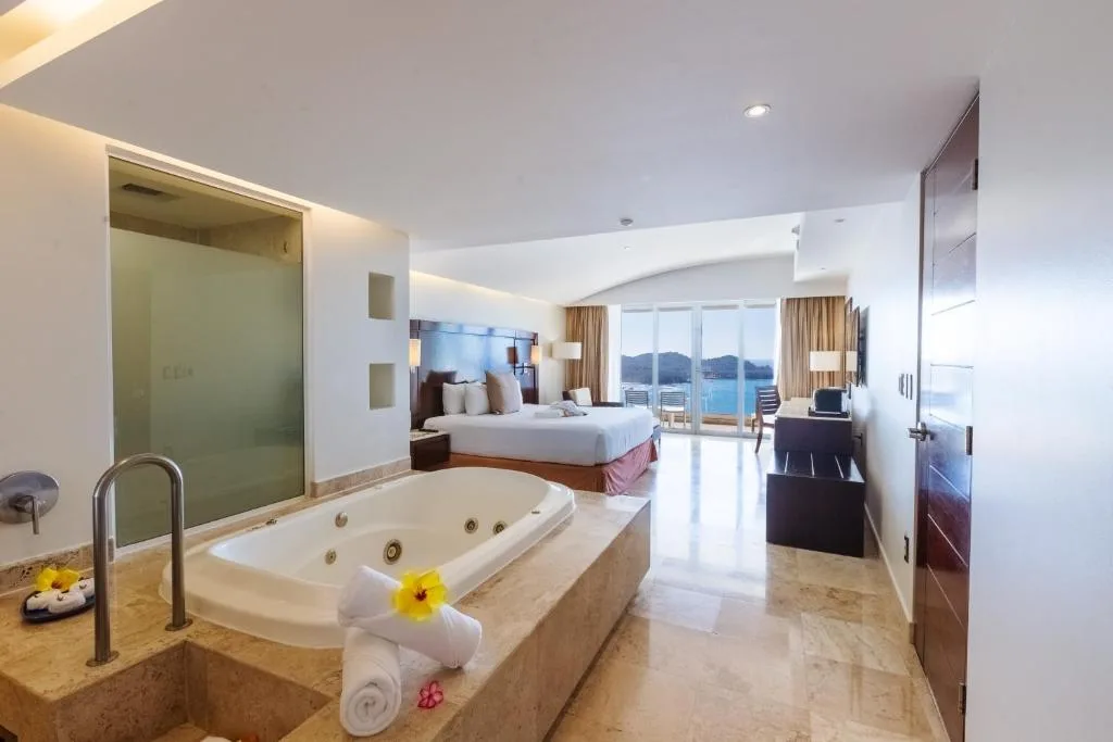 Azul Ixtapa Grand: another view