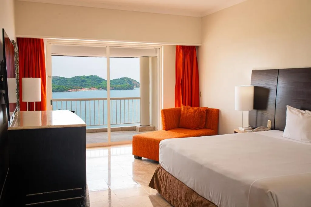 Azul Ixtapa Resort: another view