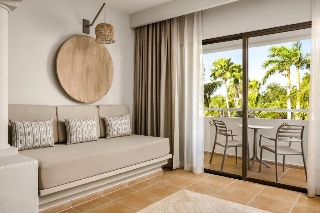 Bahia Principe Escape Tequila: another view