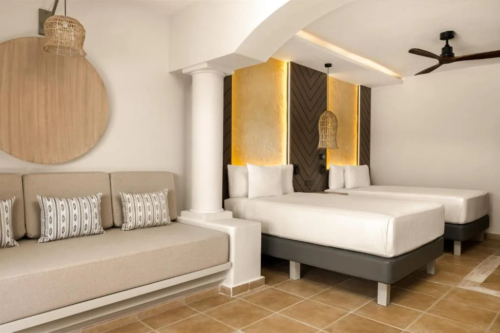 Bahia Principe Escape Tequila: another view
