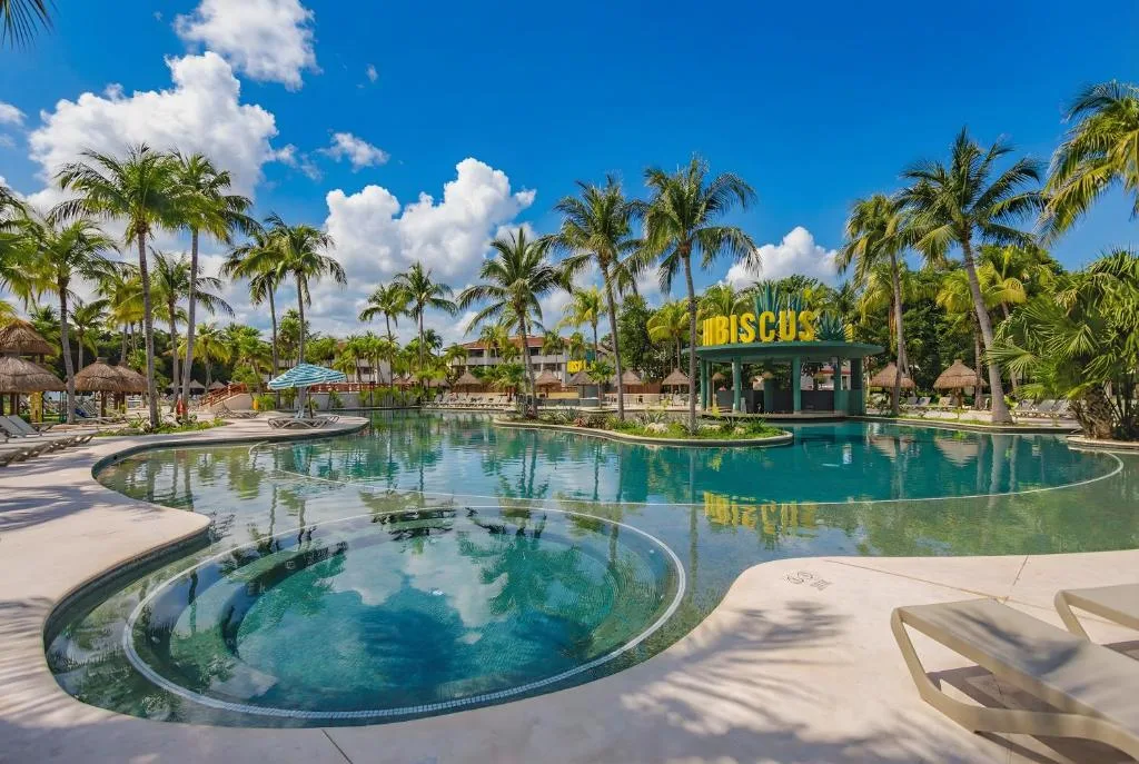 Bahia Principe Escape Tequila: another view