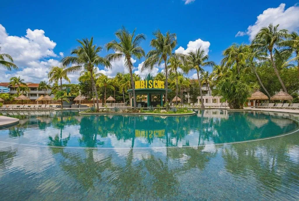 Bahia Principe Escape Tequila: another view
