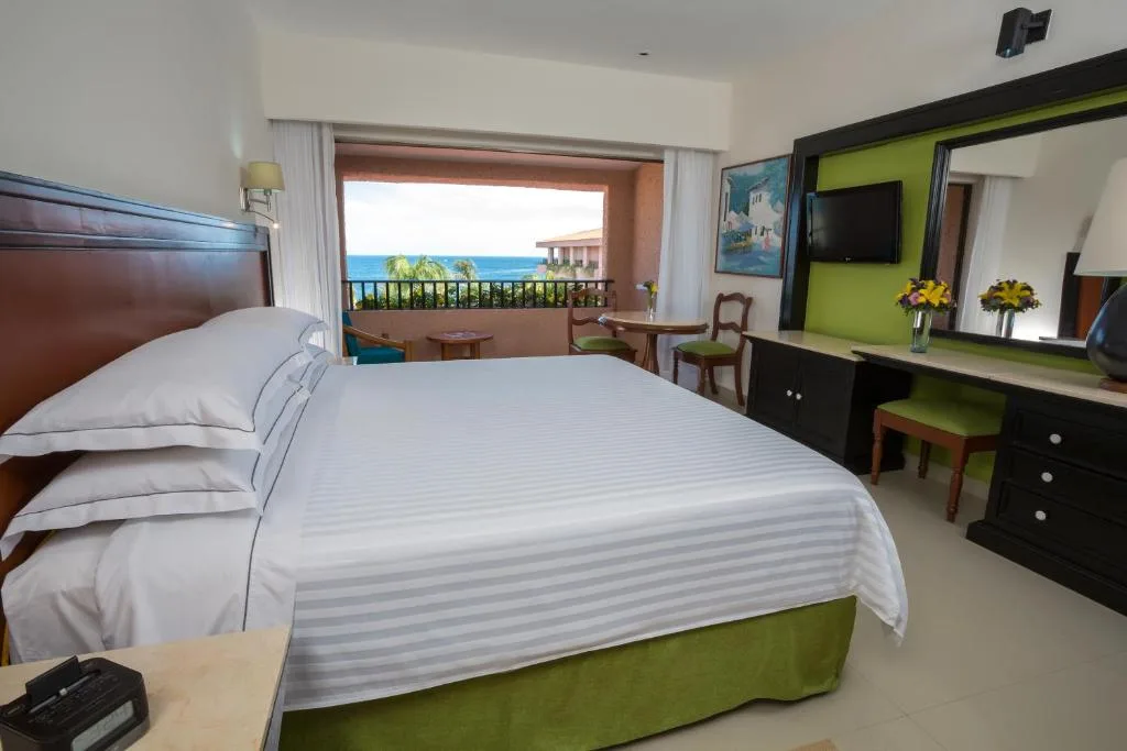 Barceló Huatulco: another view