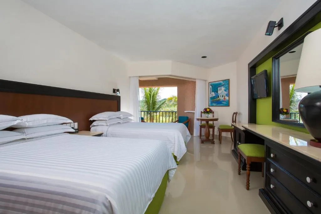 Barceló Huatulco: another view