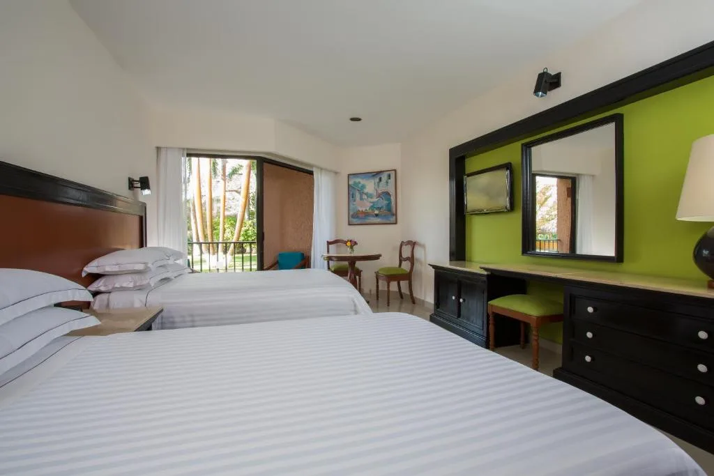 Barceló Huatulco: another view
