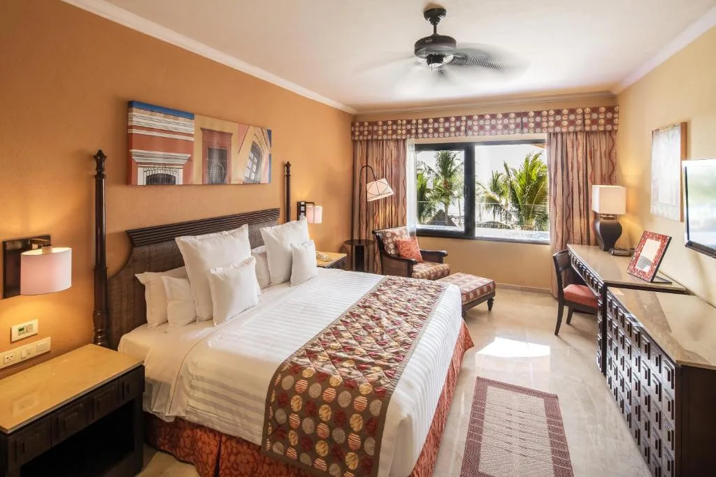 Barceló Maya Palace: another view