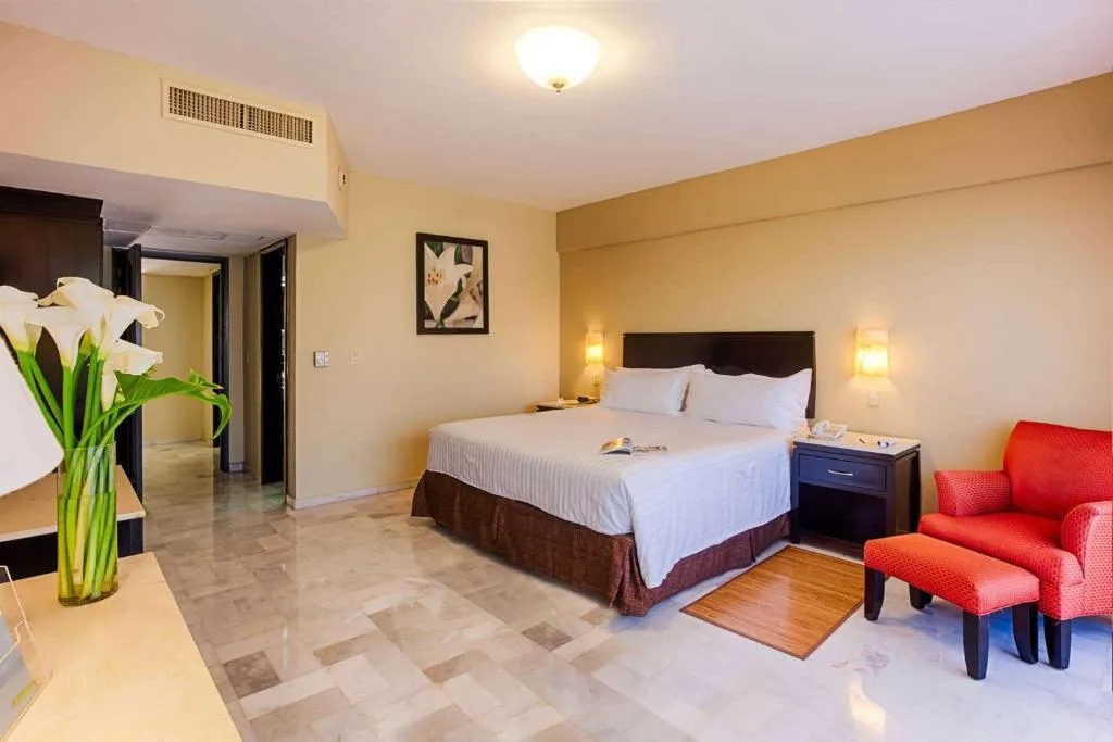 Barceló Puerto Vallarta: another view