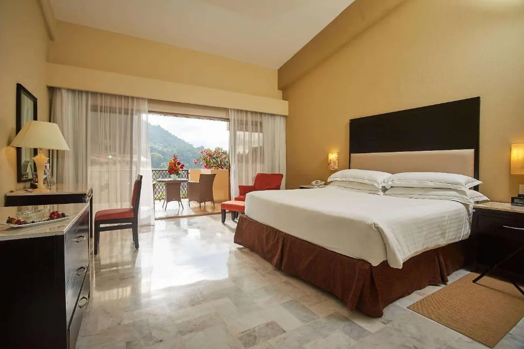 Barceló Puerto Vallarta: another view