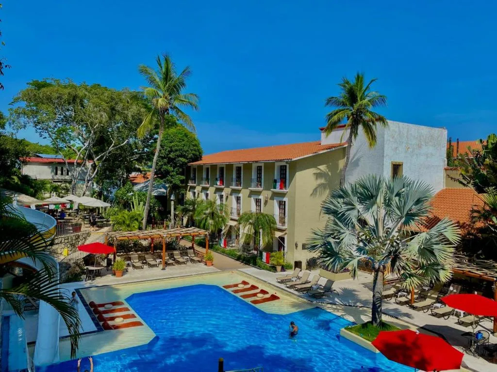 Binniguenda Huatulco & Beach Club: another view