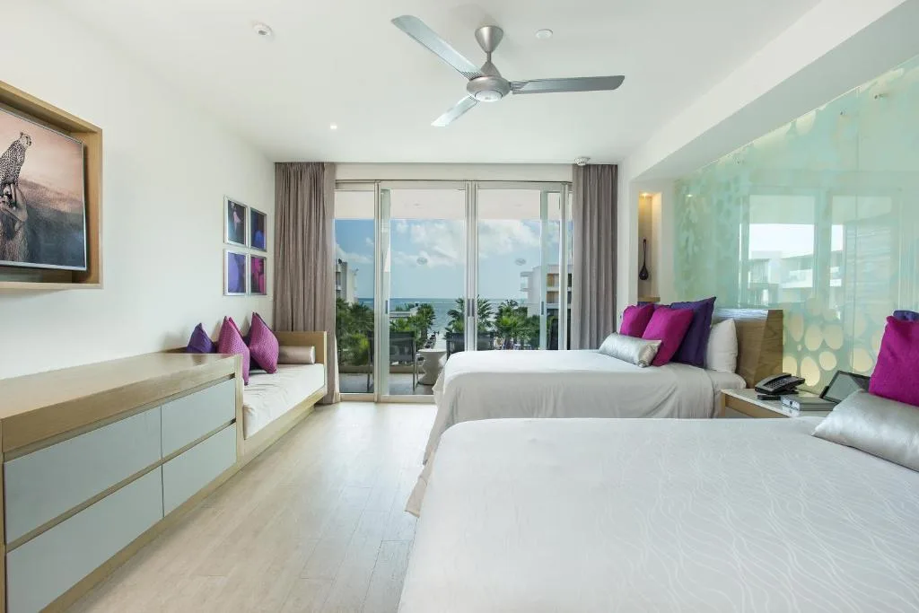 Breathless Riviera Cancun Resort & Spa: another view