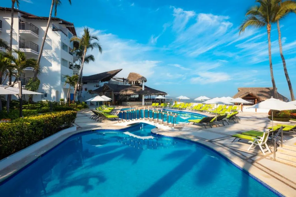 Buenaventura Grand Hotel & Great Moments: another view