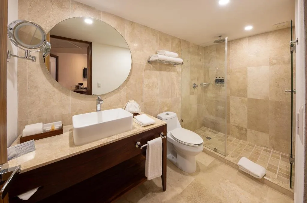 Buenaventura Grand Hotel & Great Moments: another view