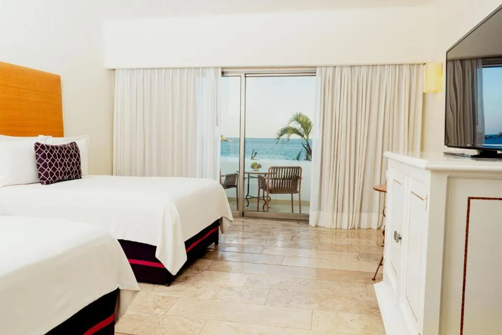 Camino Real Zaashila Huatulco: another view