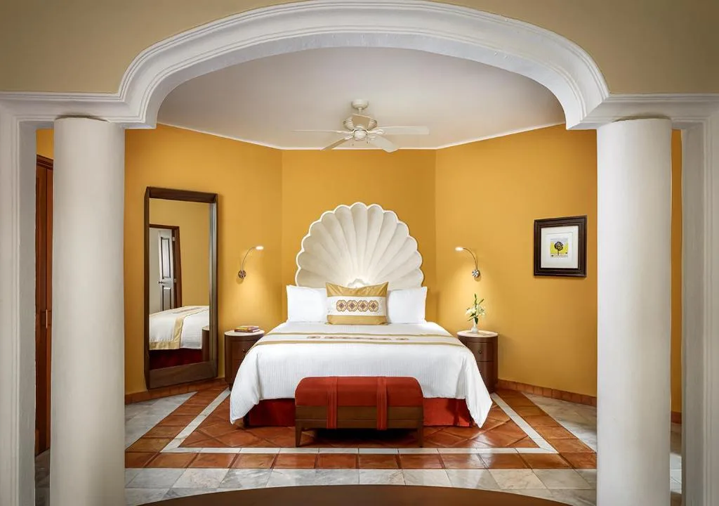 Casa Velas: another view
