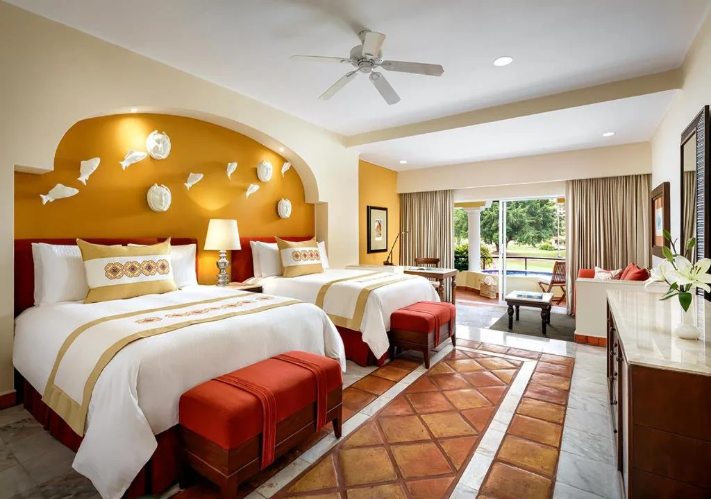 Casa Velas: another view
