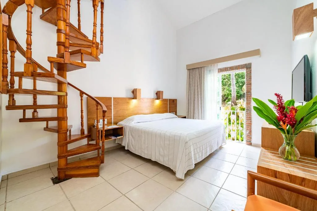 Hotel Castillo Huatulco & Beach Club: another view