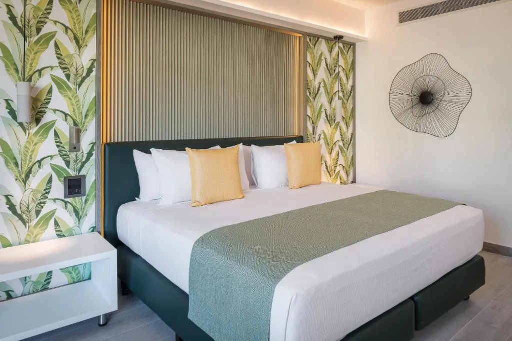 Catalonia Grand Costa Mujeres All Suites & Spa: another view