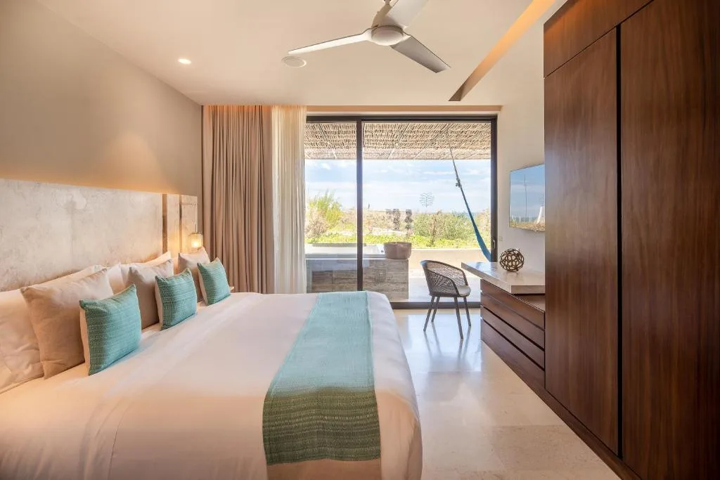 The Club at Solaz Luxury Villas: another view