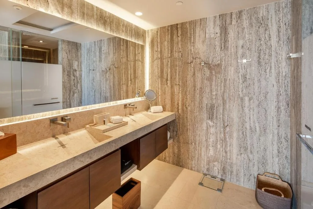 The Club at Solaz Luxury Villas: another view