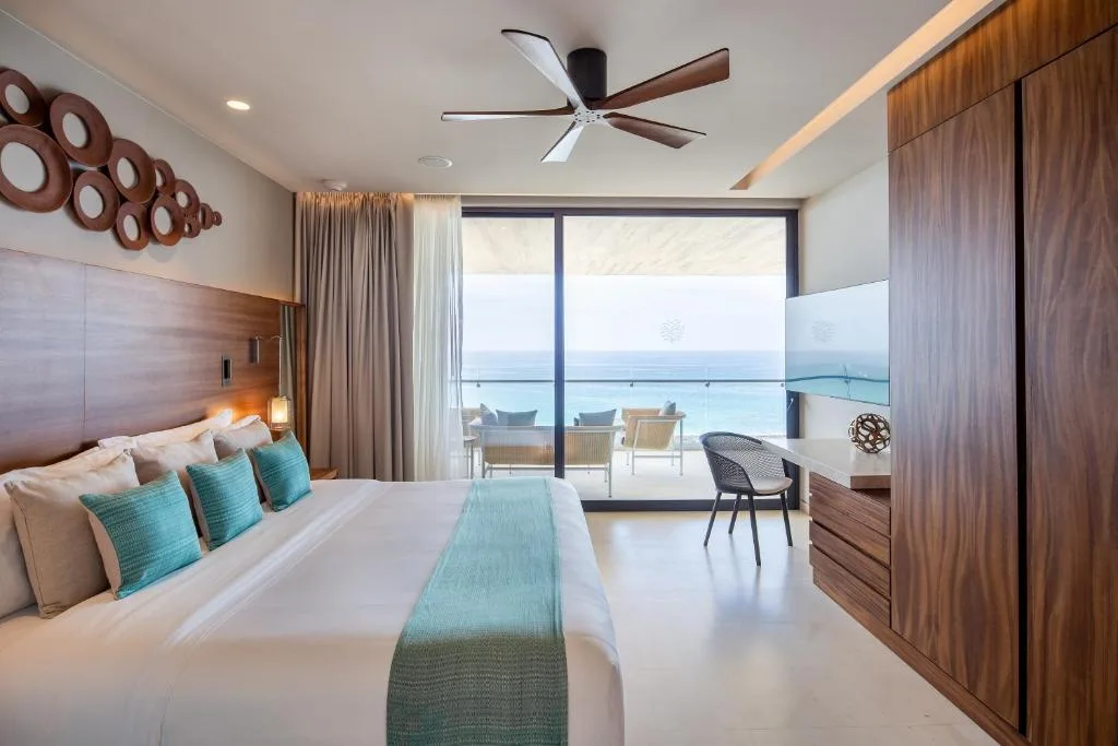The Club at Solaz Luxury Villas: another view