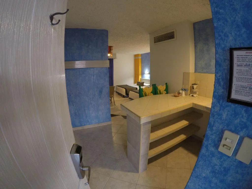 Hotel Club del Sol Acapulco by NG Hoteles: another view