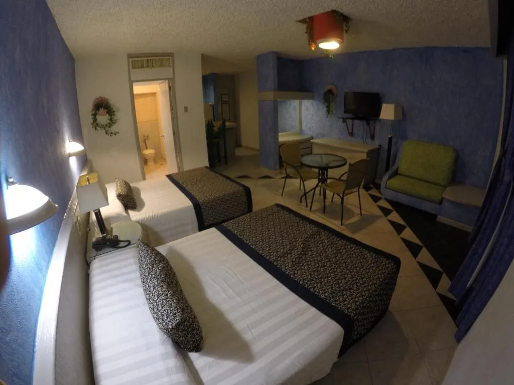 Hotel Club del Sol Acapulco by NG Hoteles: another view