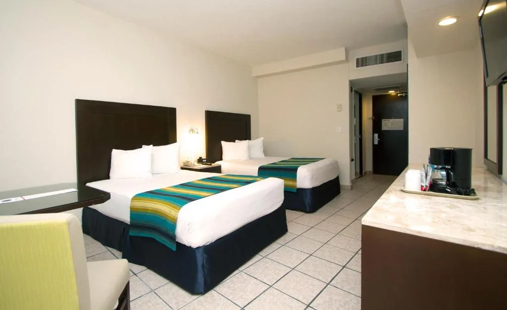 Crown Paradise Club Cancun: another view