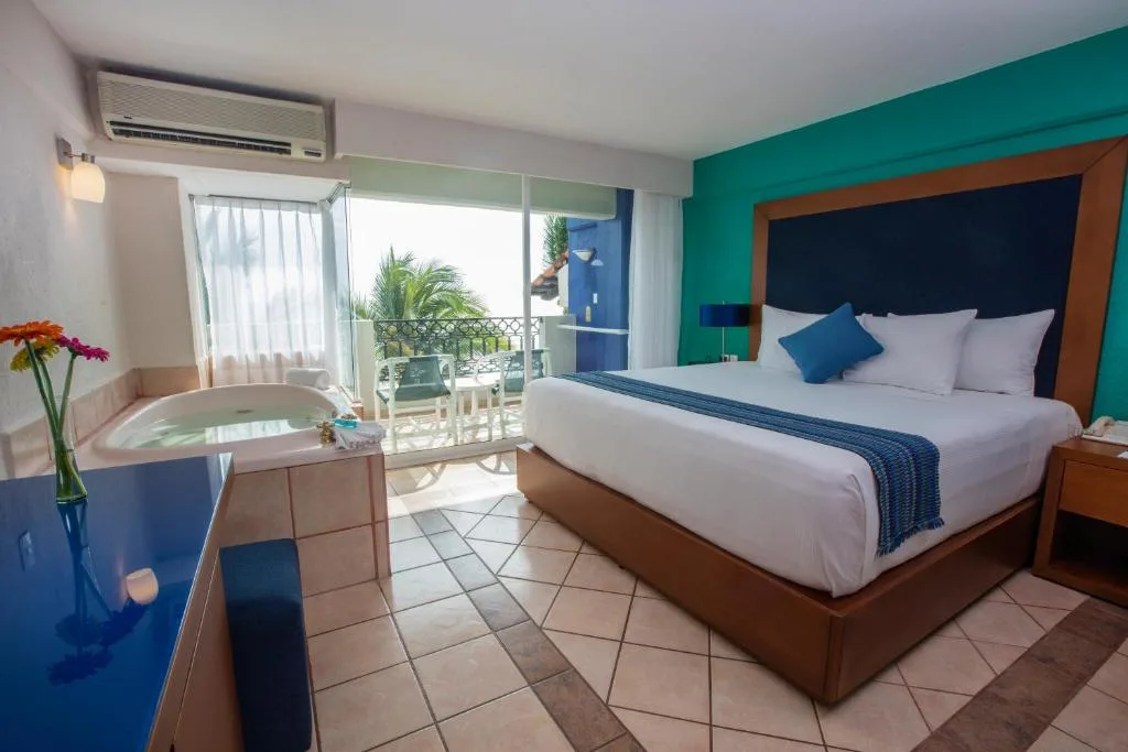 Crown Paradise Golden All Inclusive Resort: another view