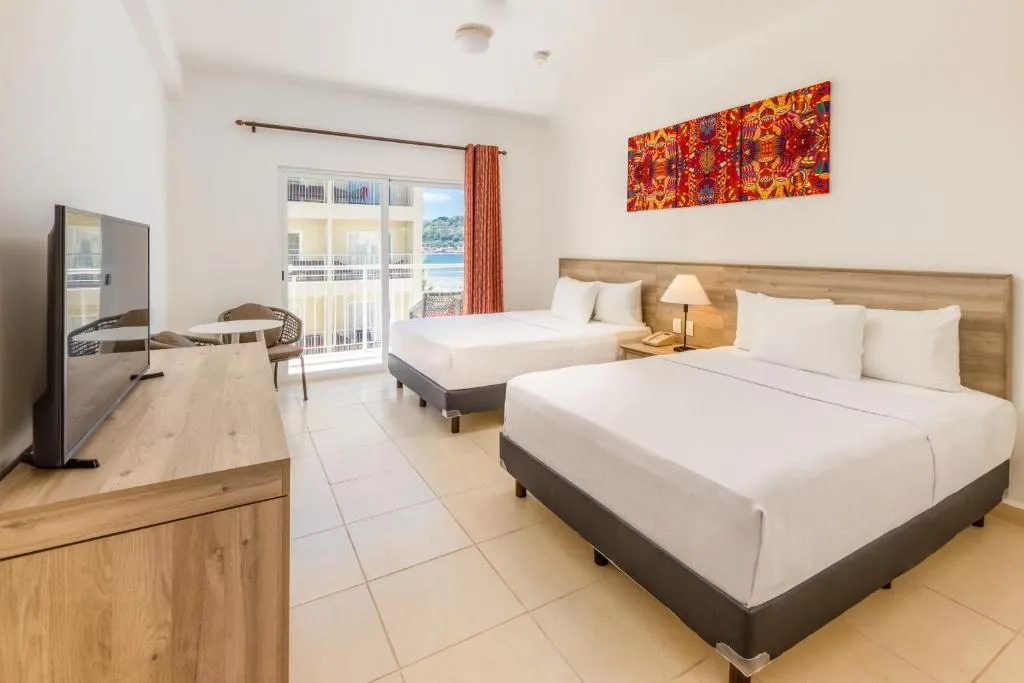 Decameron Isla Coral Guayabitos, Ramada All-Inclusive Resort: another view