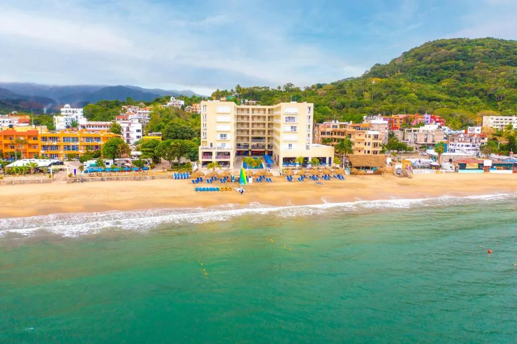 Decameron La Marina Guayabitos, Ramada All-Inclusive Resort: another view