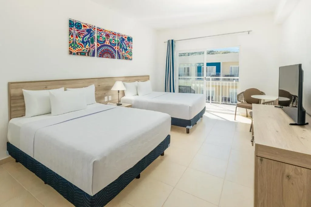 Decameron La Marina Guayabitos, Ramada All-Inclusive Resort: another view