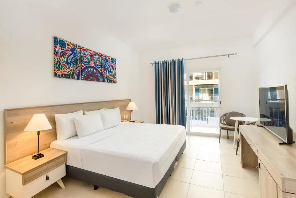 Decameron La Marina Guayabitos, Ramada All-Inclusive Resort: another view