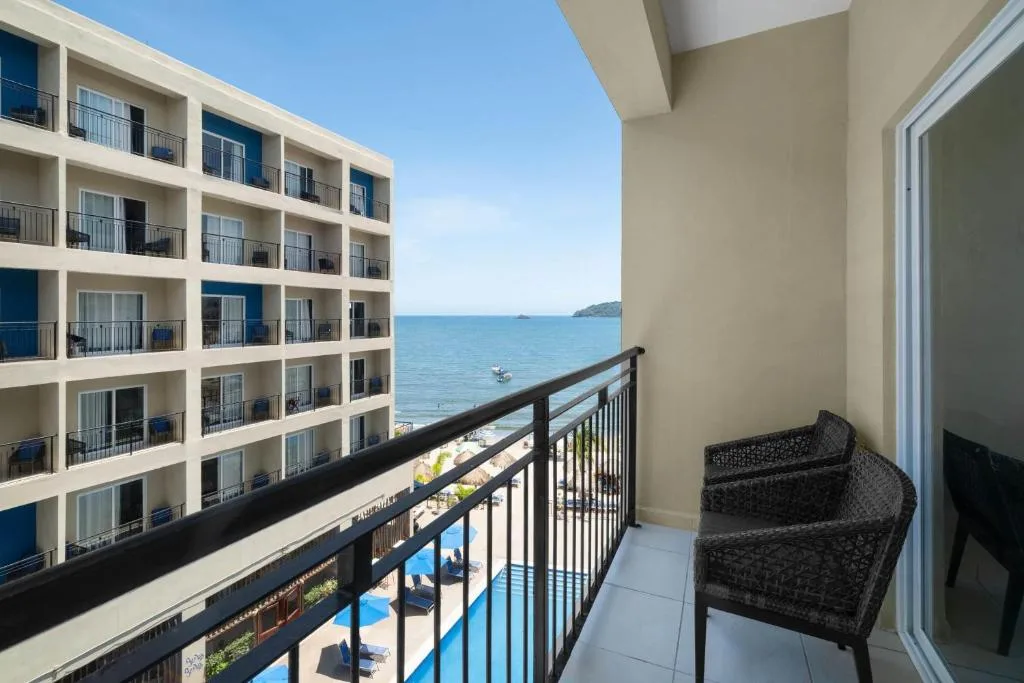 Decameron La Marina Guayabitos, Ramada All-Inclusive Resort: another view