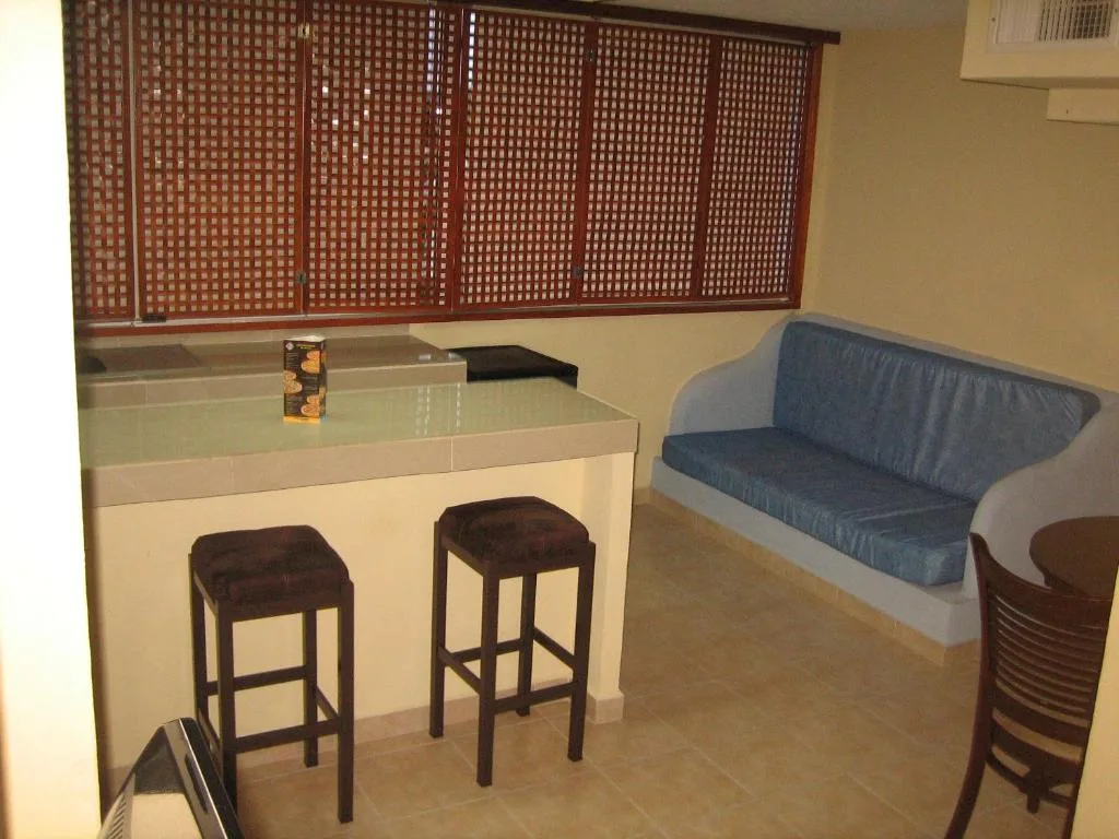Hotel Delfines Acapulco by NG Hoteles: another view