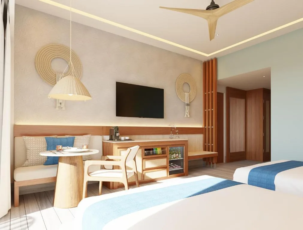Devossion By Live Aqua Celebration Resort & Spa Isla Mujeres: another view