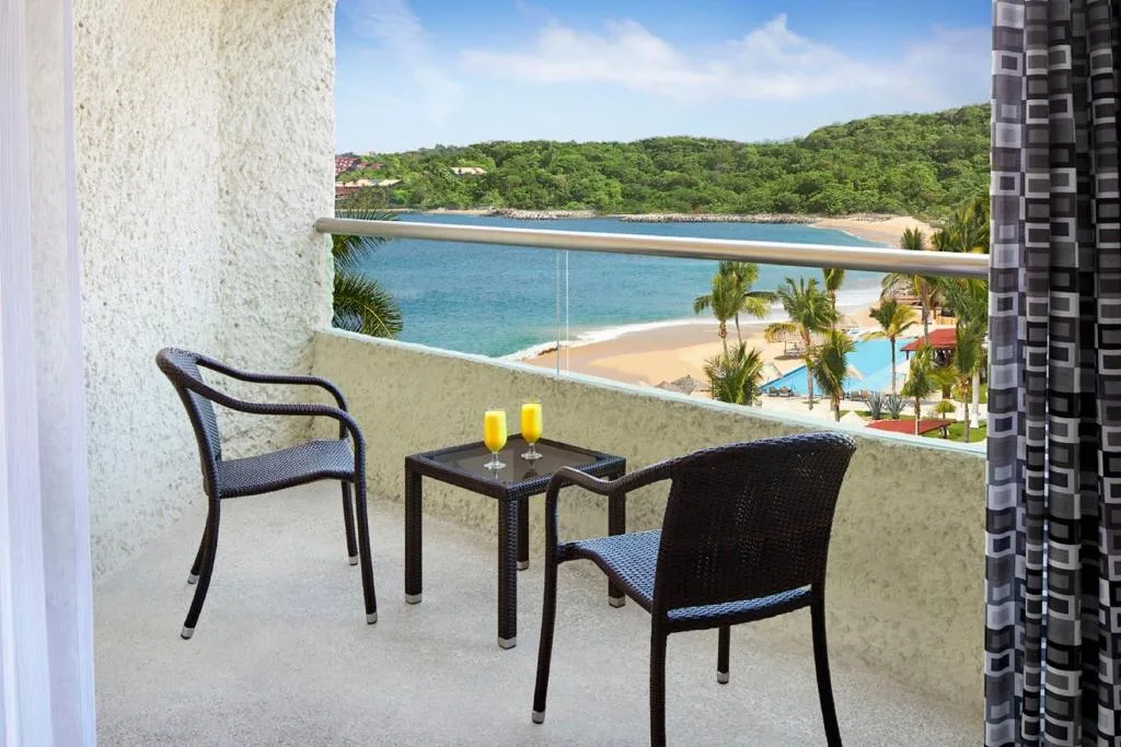 Dreams Huatulco Resort & Spa: another view