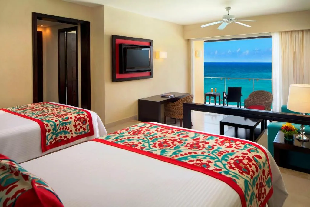 Dreams Jade Resort & Spa: another view