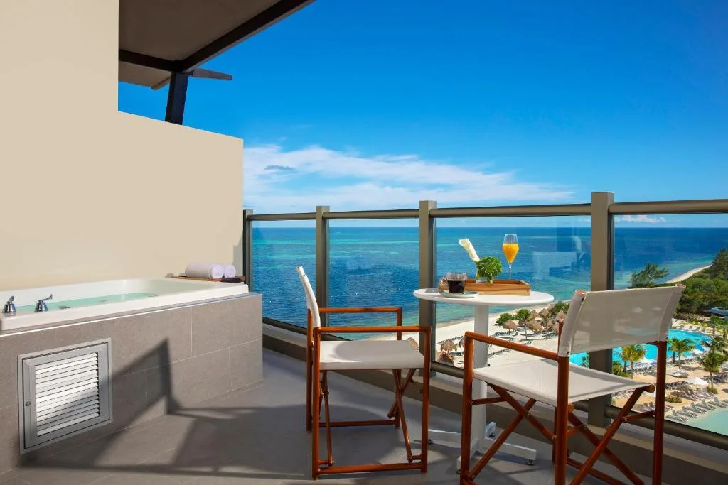 Dreams Natura Resort & Spa: another view